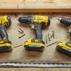 Stanley SBD710C2K 18V 1.5AH V20 Lityum Çift Akülü Kömürsüz Darbesiz Matkap